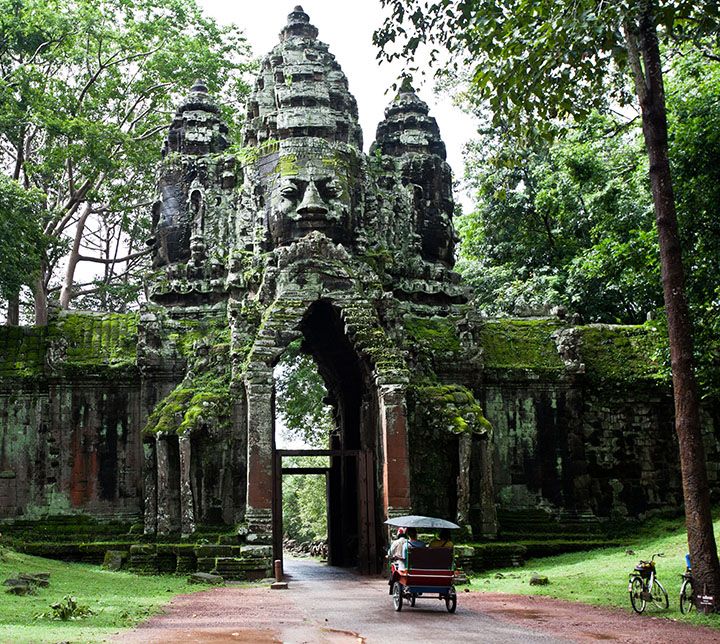 Cambodia, Entrance door, Angkor