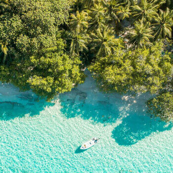 Travel to Maldive